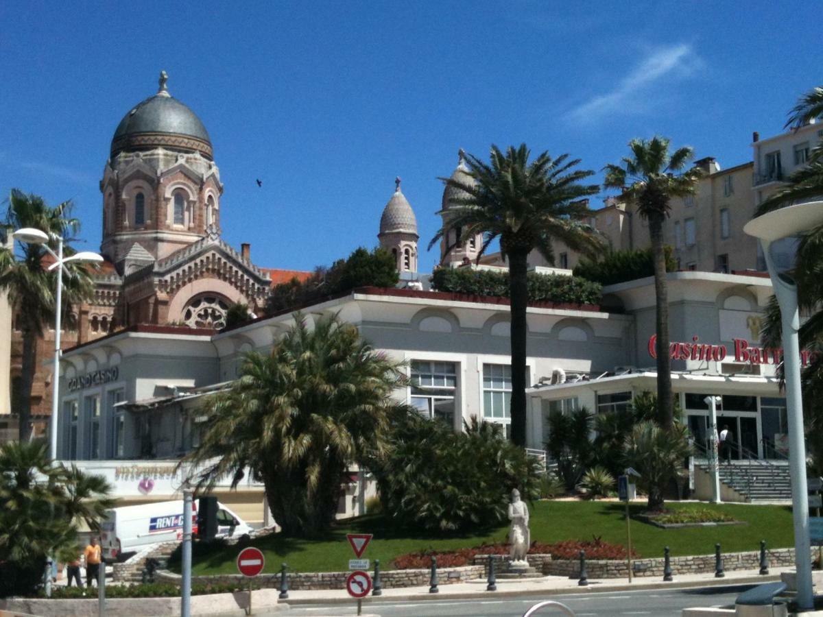 Résidence Le Château - Parc Santa Lucia Saint-Raphaël Esterno foto